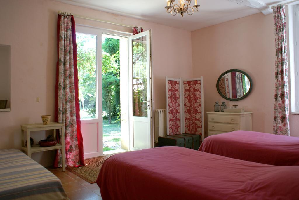 Château de Grenier Saint-Léger Quarto foto