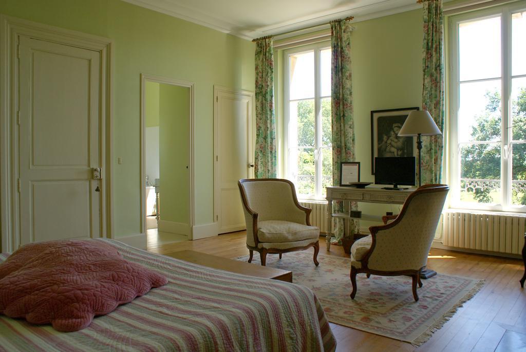 Château de Grenier Saint-Léger Quarto foto